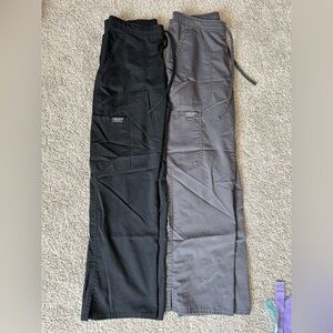 Cherokee Women's Scrub Pants in Black and Gray